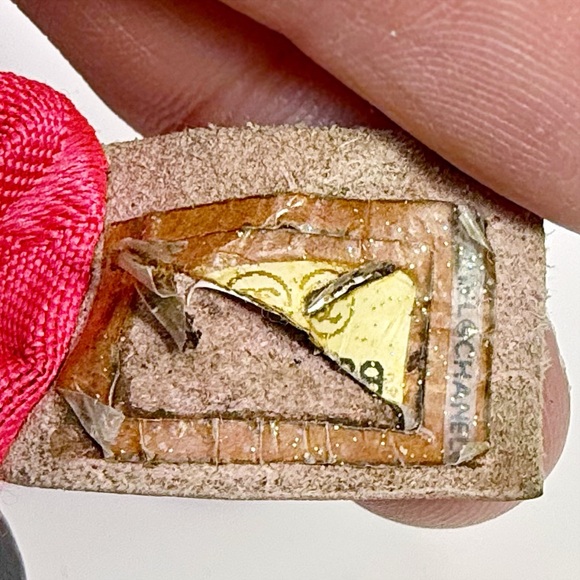 Chanel CC Logo Lambskin Leather Belt Bag/Crossbody Bag - Picture 11 of 12